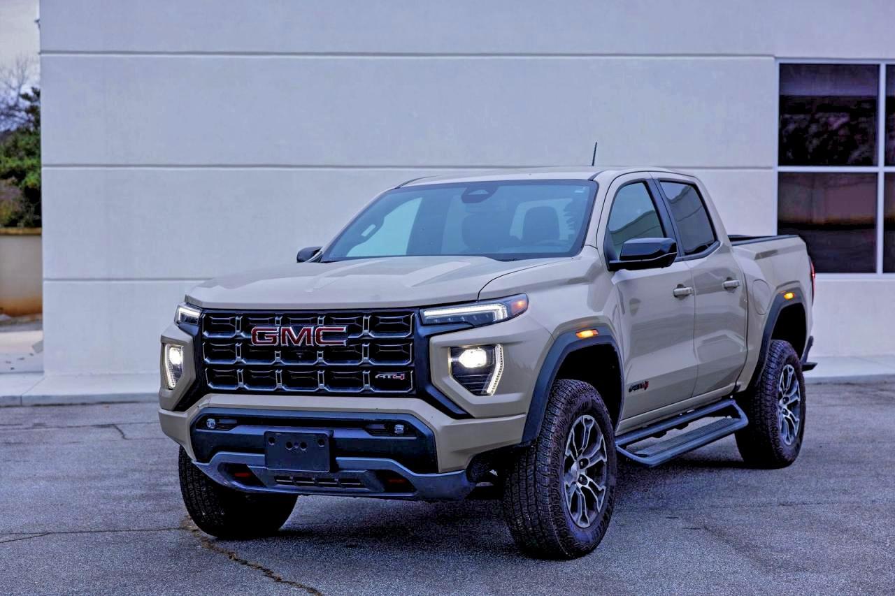 2024 GMC Canyon At4 - Фото 2