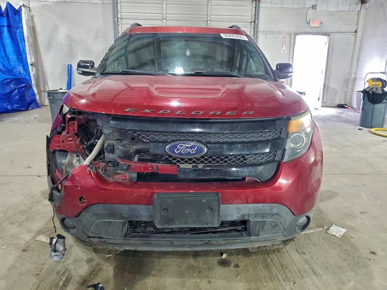 2015 Ford Explorer Sport - Фото 5