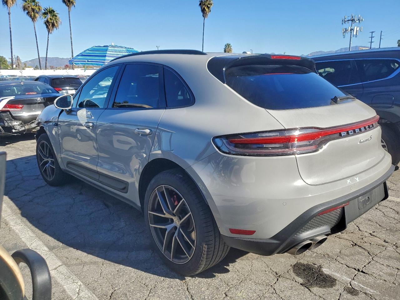 2024 Porsche Macan S - Фото 2