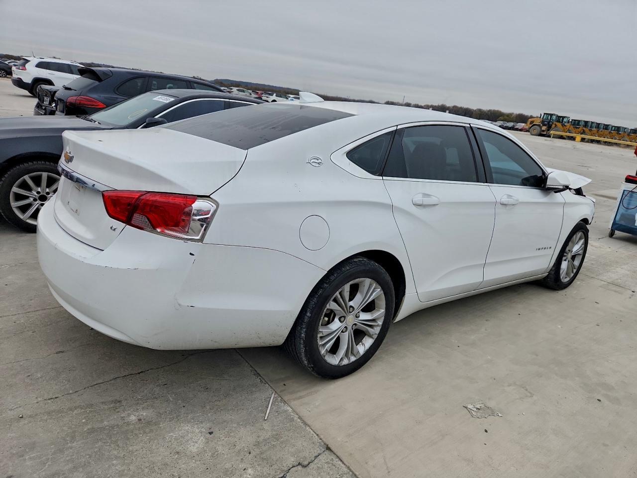2015 Chevrolet Impala Lt - Image 3