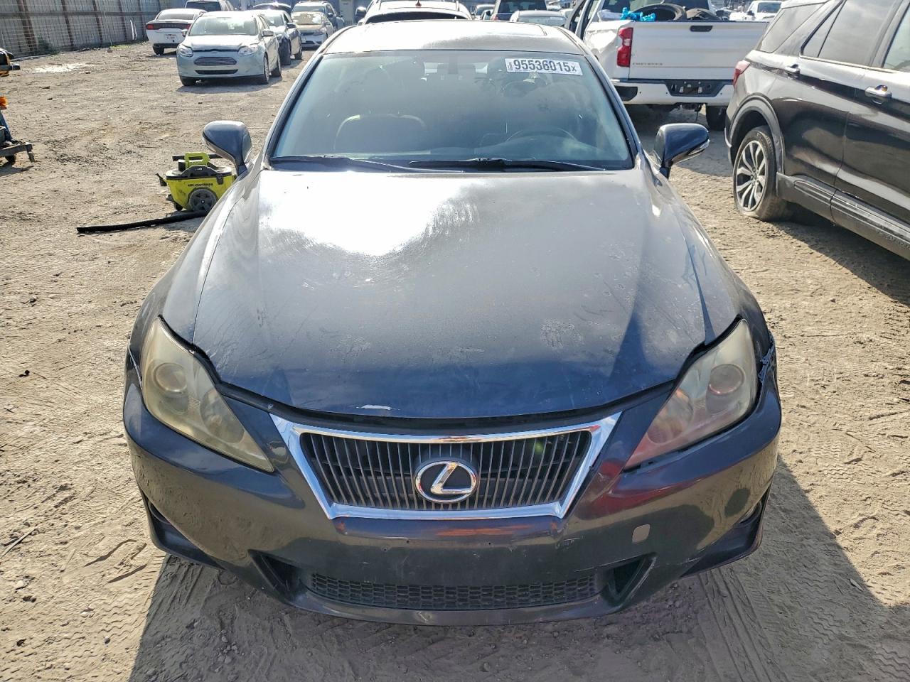 2011 Lexus Is 250 - Image 5