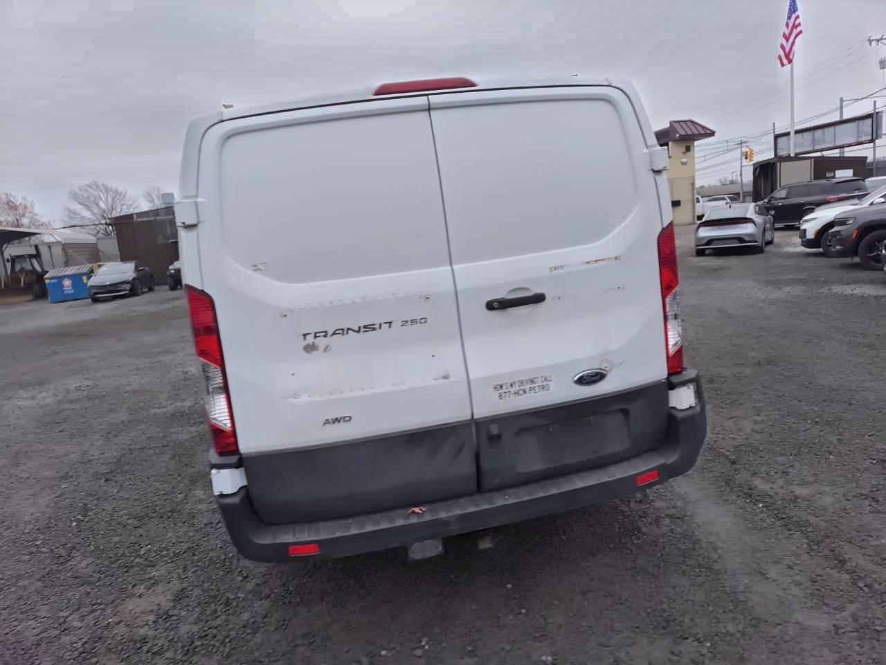 2022 Ford Transit T-250 - Фото 6