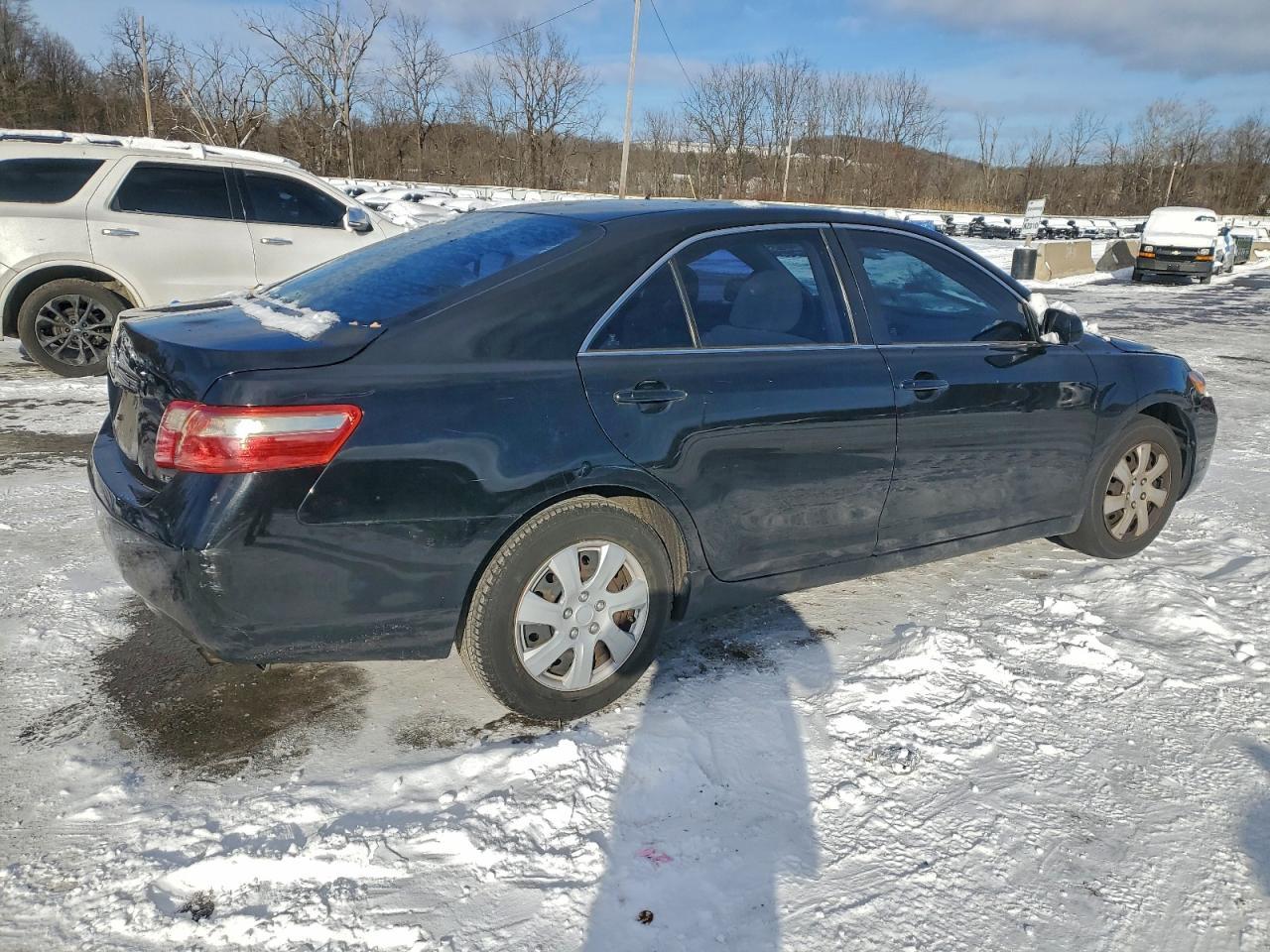 2009 Toyota Camry Le - Фото 3