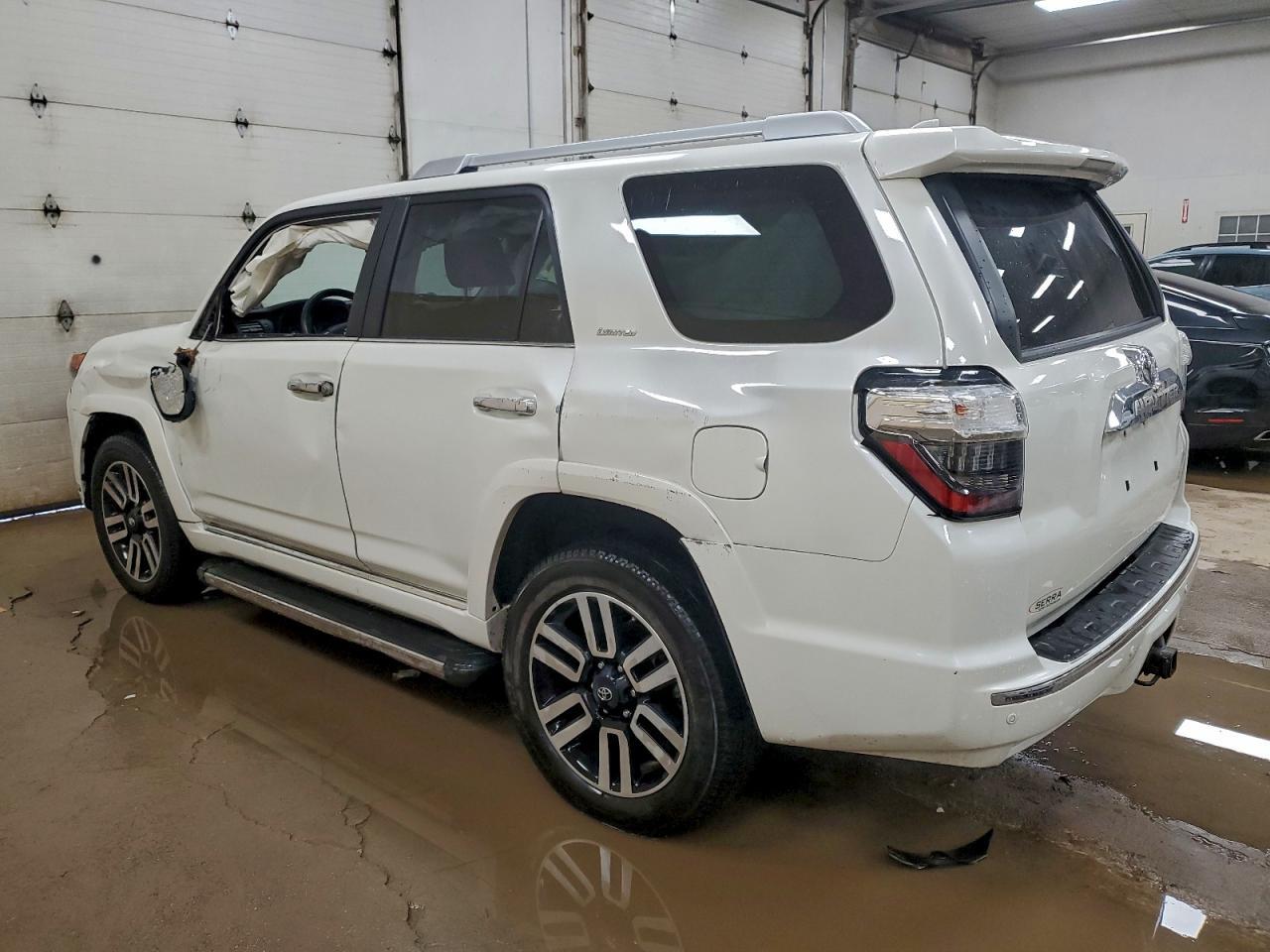 2021 Toyota 4Runner Trail - Фото 2