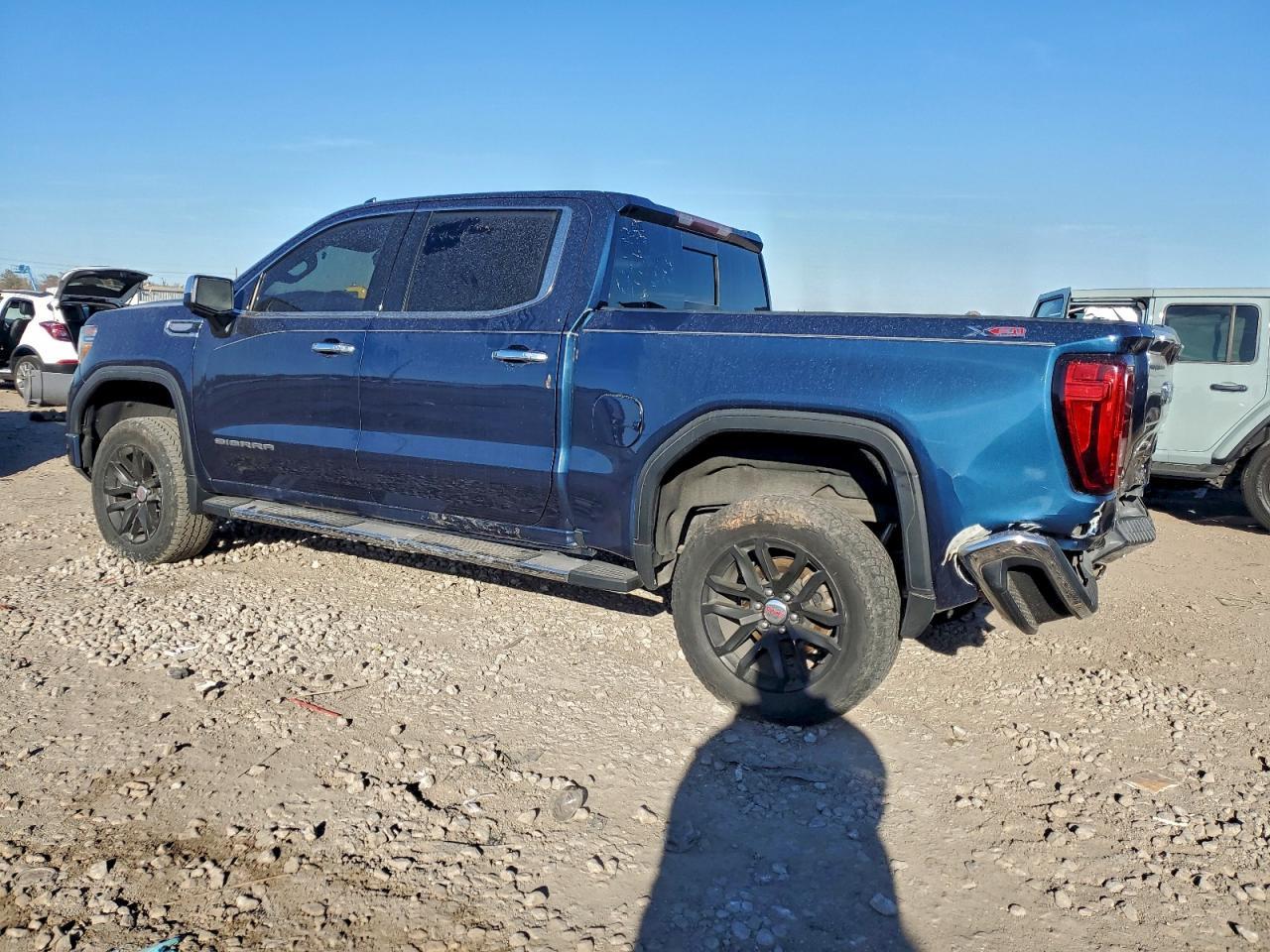 2019 GMC Sierra K1500 Slt - Фото 2