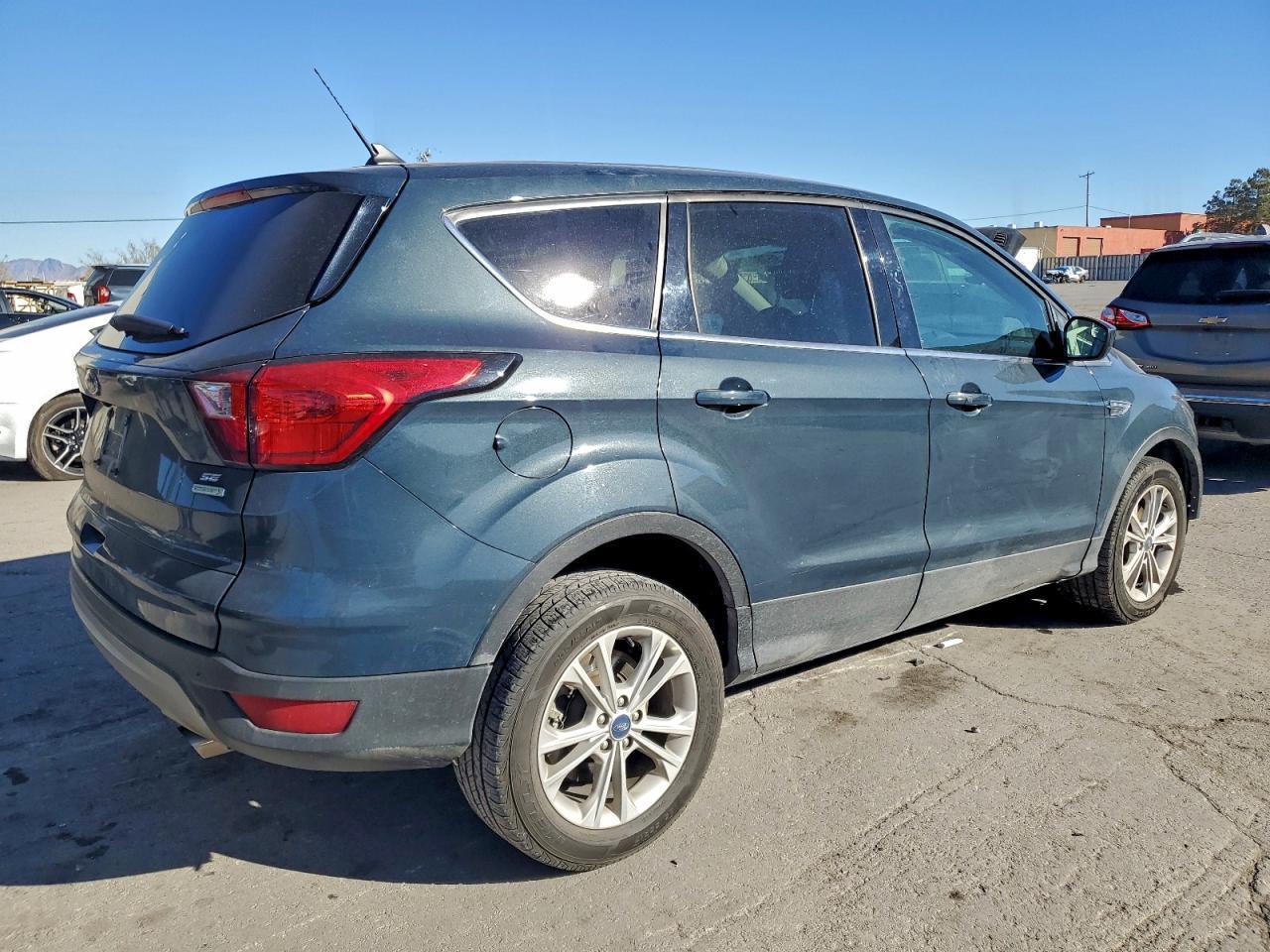 2019 Ford Escape Se - Image 3