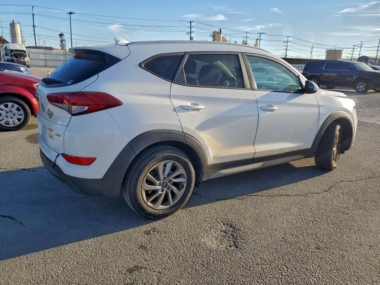 2018 Hyundai Tucson Sel - Фото 3