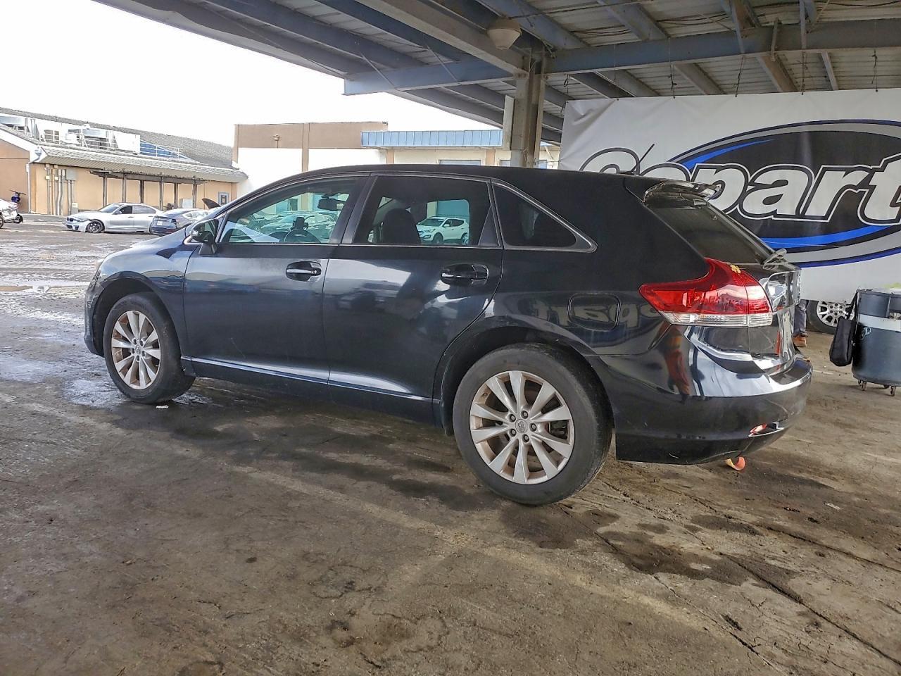2013 Toyota Venza Le - Фото 2