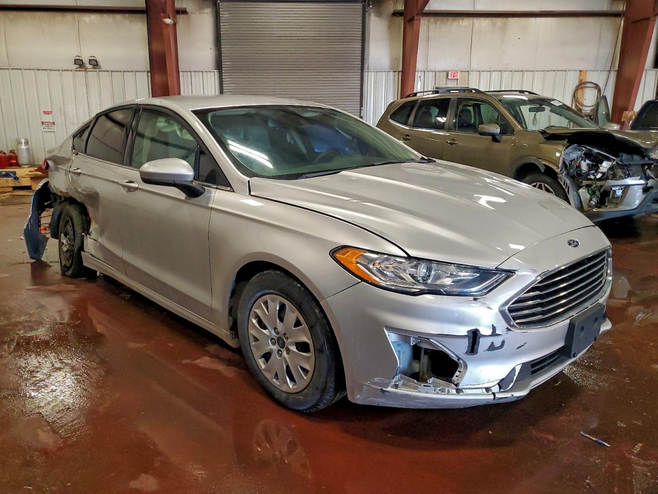 2019 Ford Fusion S - Image 4