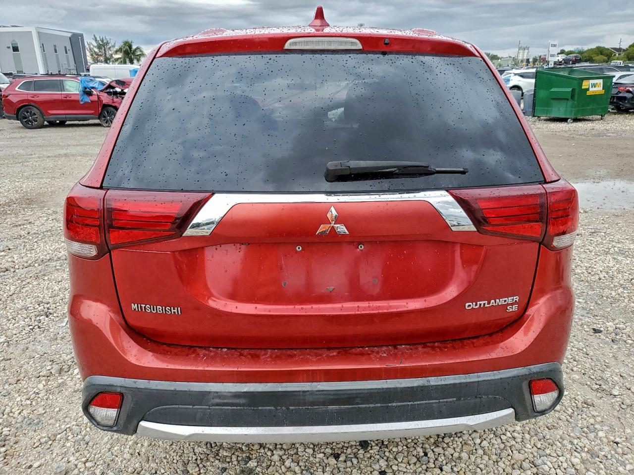 2017 Mitsubishi Outlander Se - Фото 6
