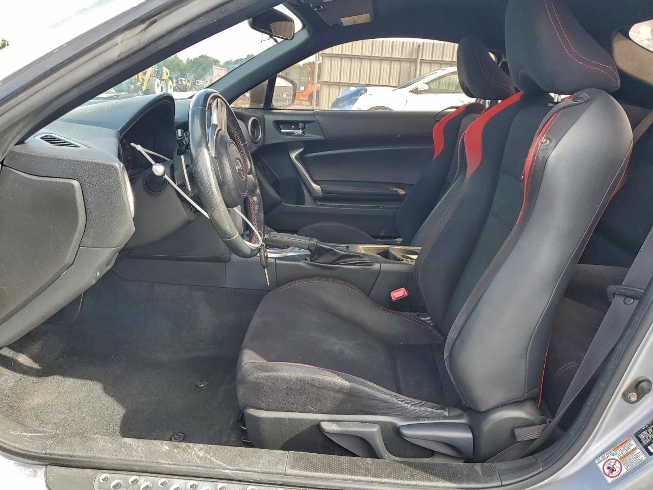 2015 Scion Fr-S Base - Фото 7
