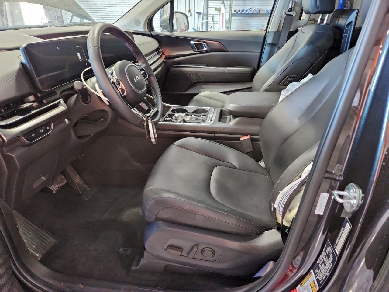 2025 Kia Carnival Sx - Фото 7