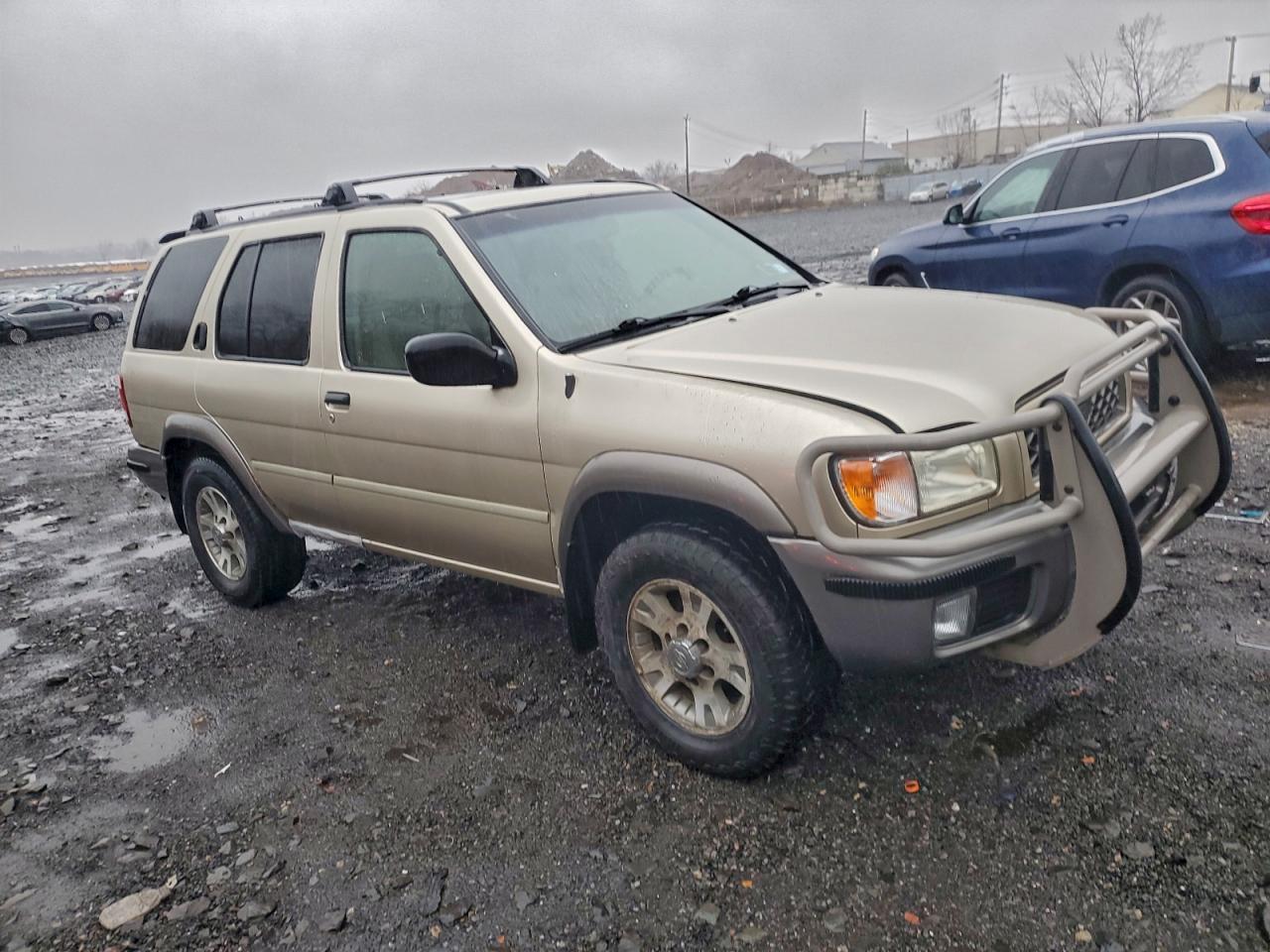 2000 Nissan Pathfinder Le - Image 4