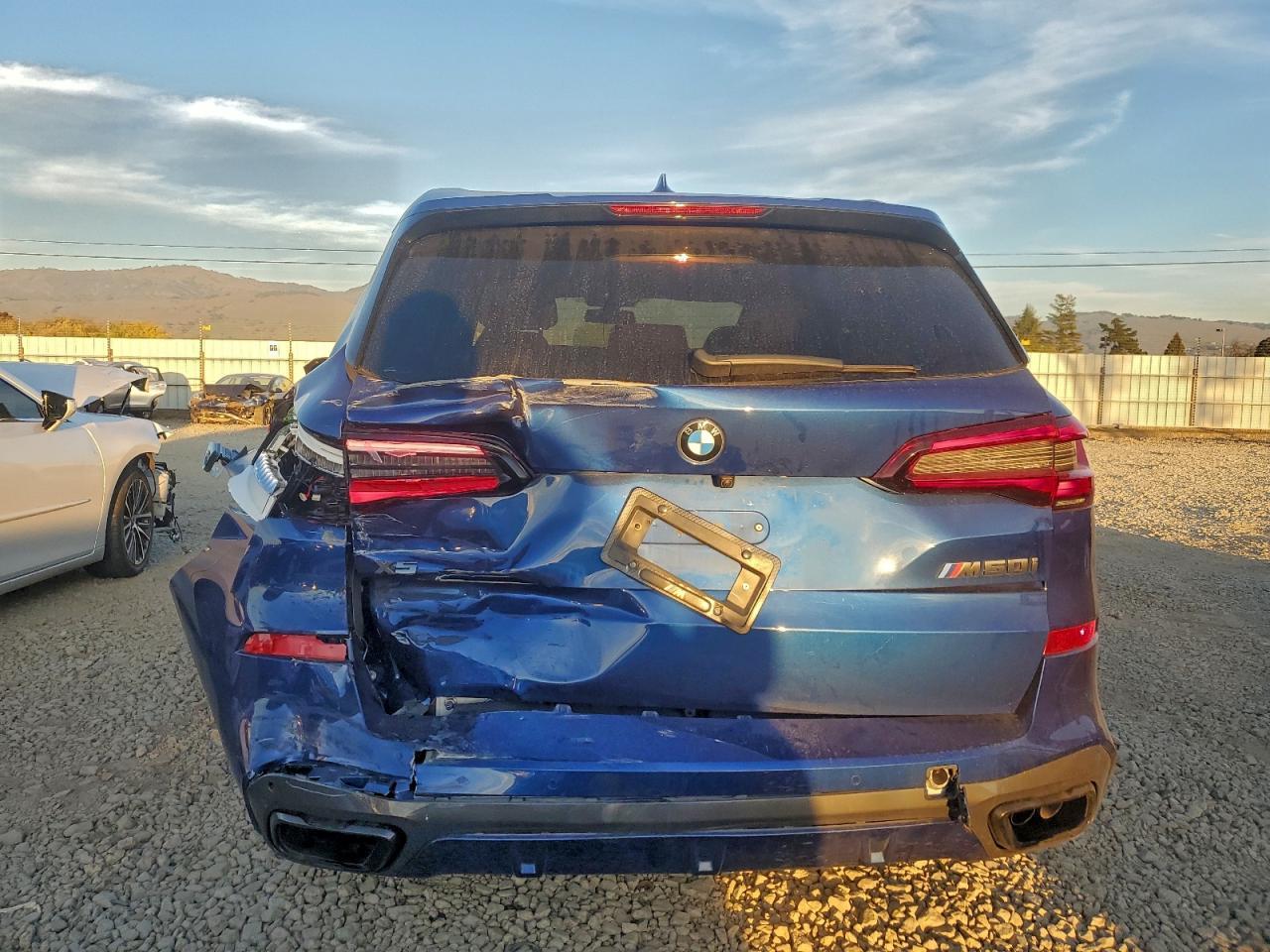 2021 BMW X5 M50I - Фото 6