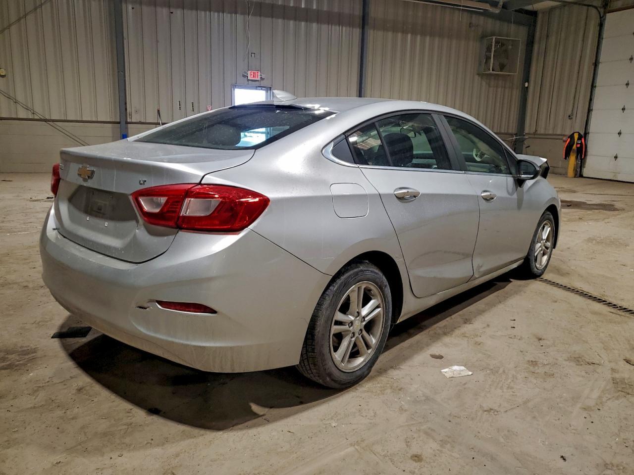 2016 Chevrolet Cruze Lt - Фото 3