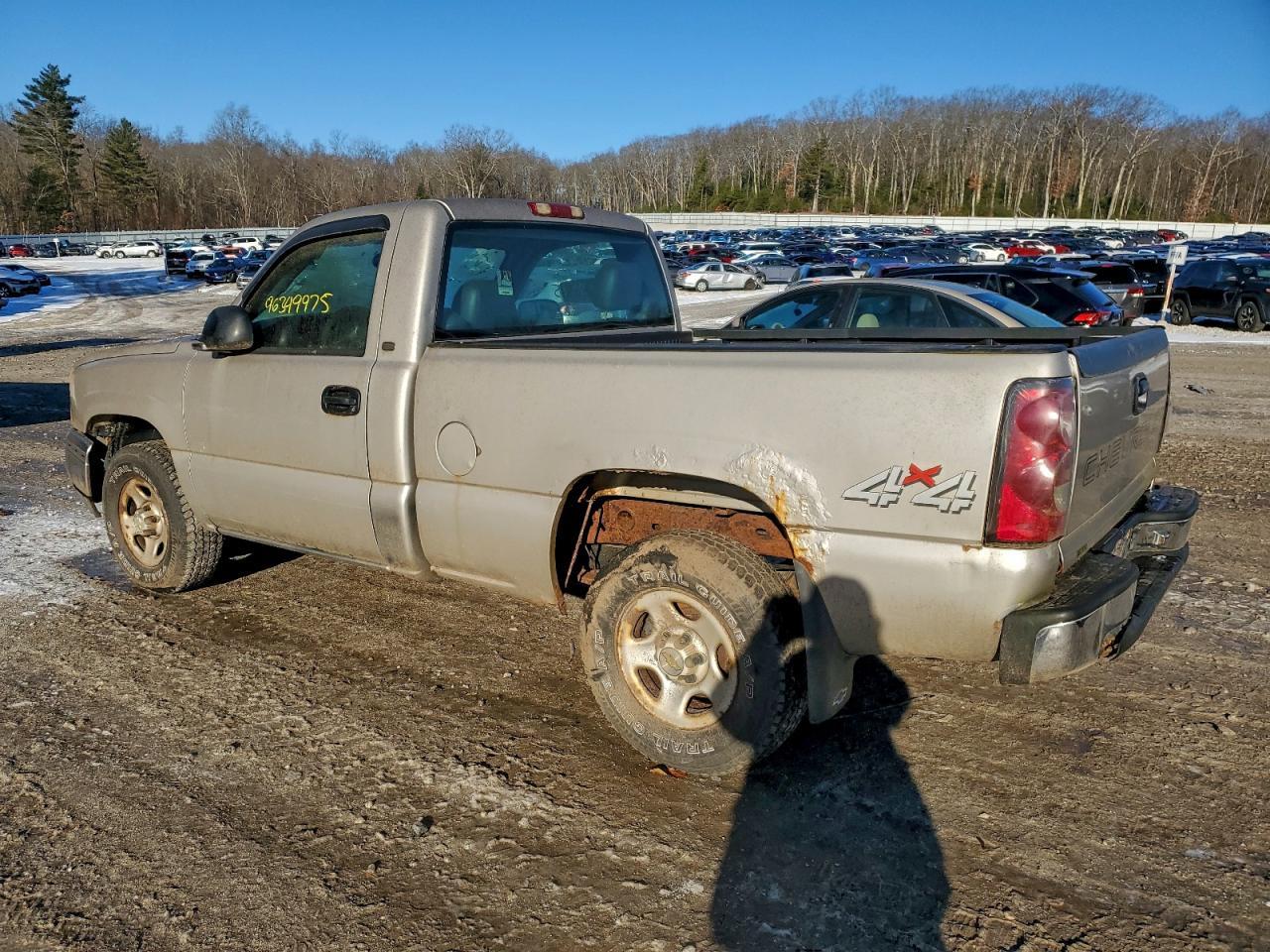 2004 Chevrolet Silverado K1500 - Фото 2
