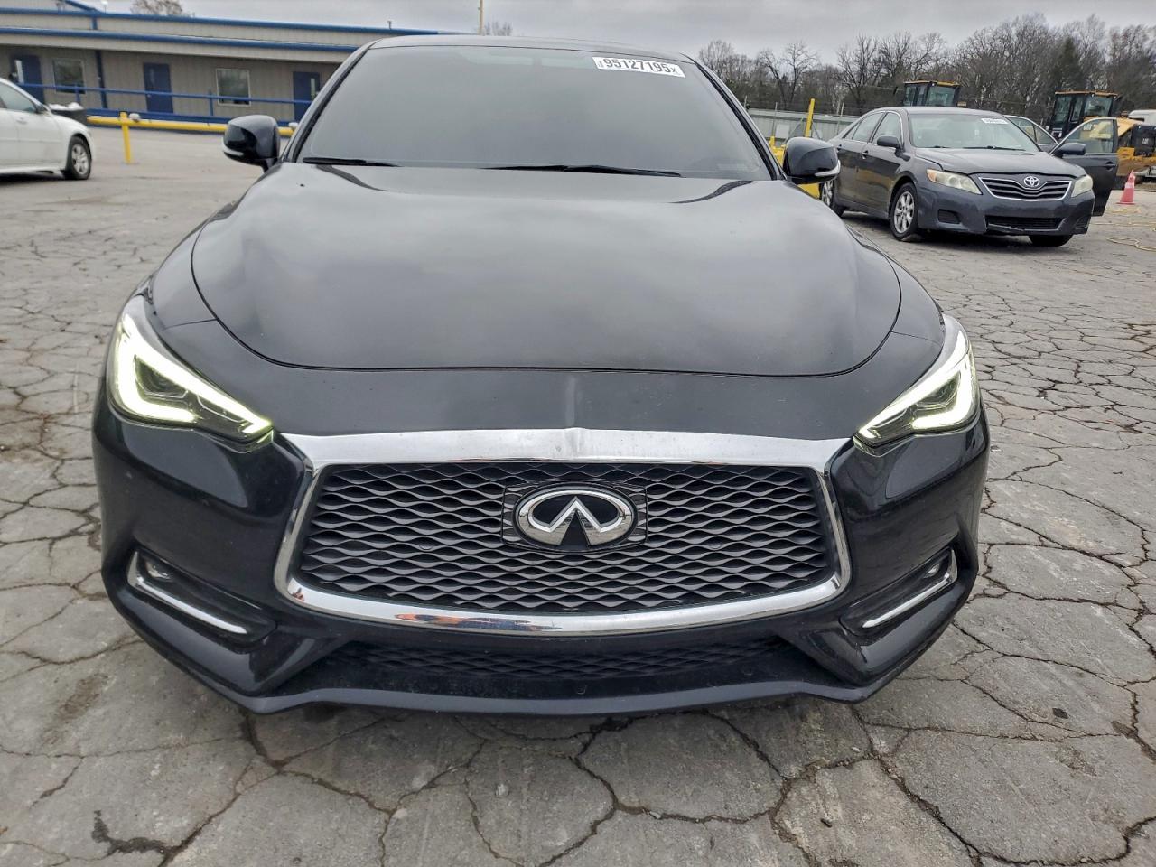 2018 Infiniti Q60 Luxe 300 - Фото 5