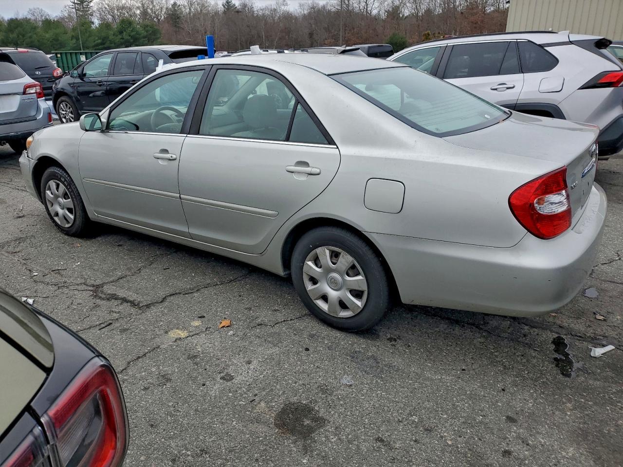 2003 Toyota Camry Le - Image 2