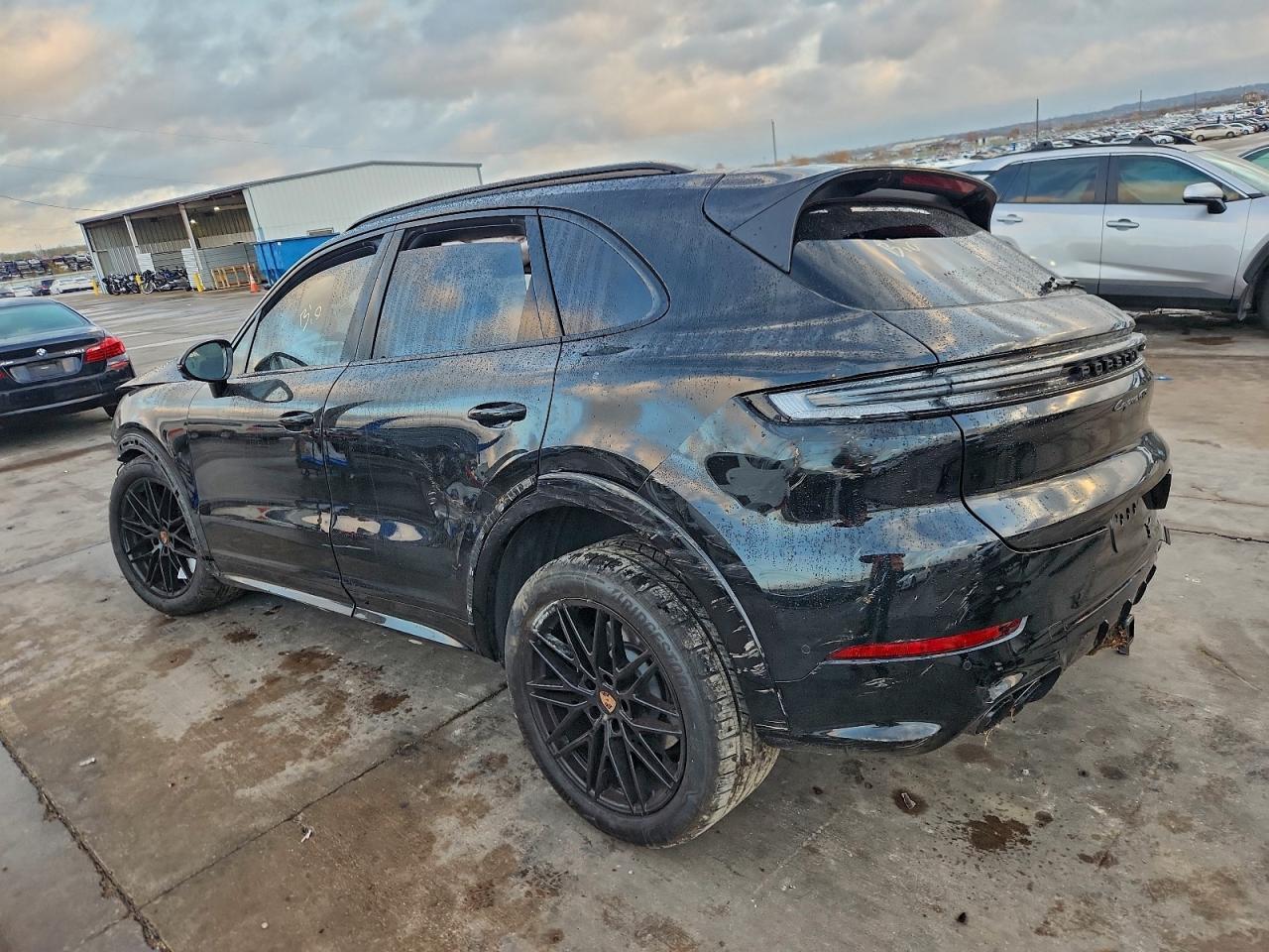 2026 Porsche Cayenne Gts - Image 2