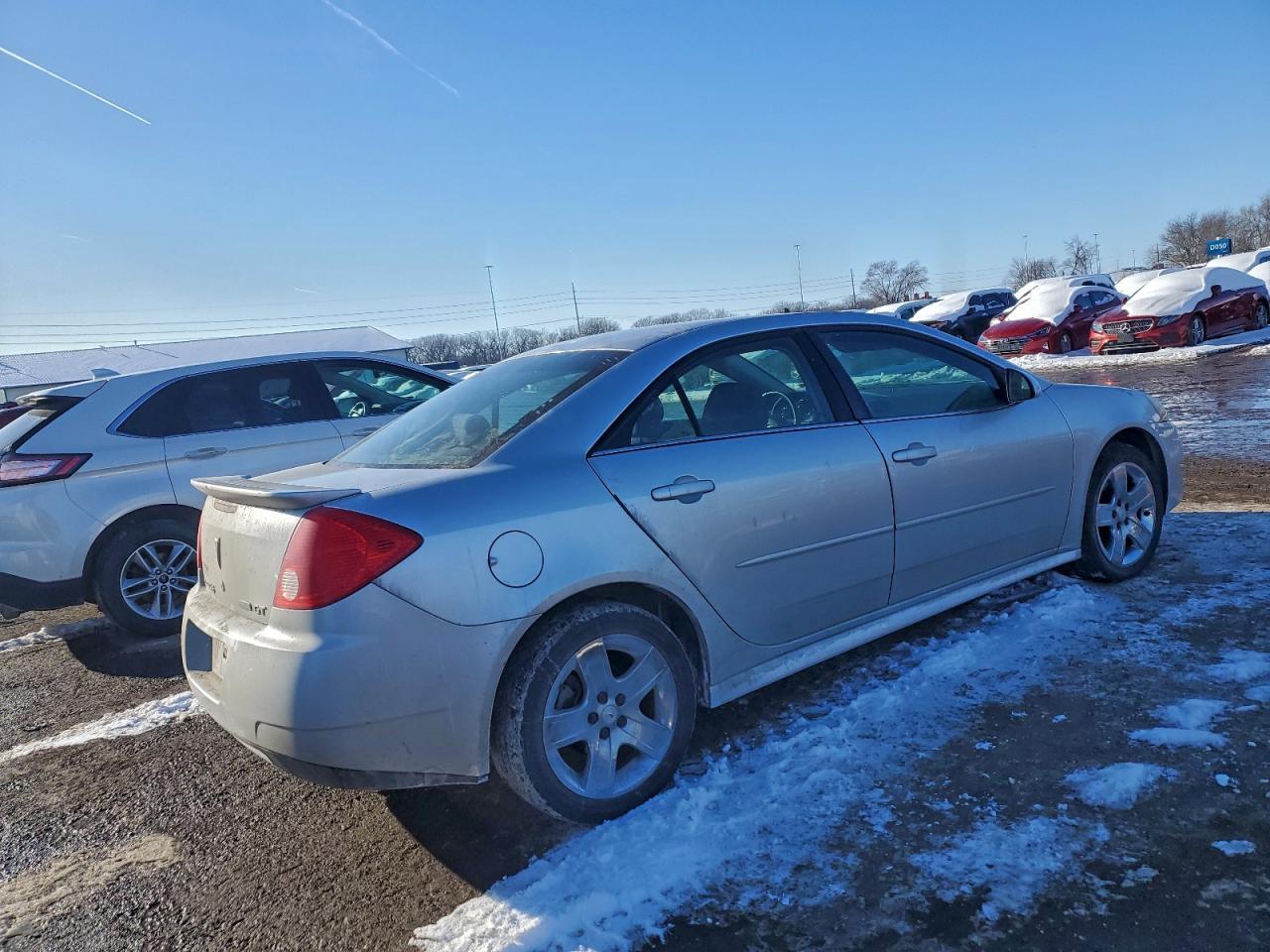 2010 Pontiac G6 - Фото 3
