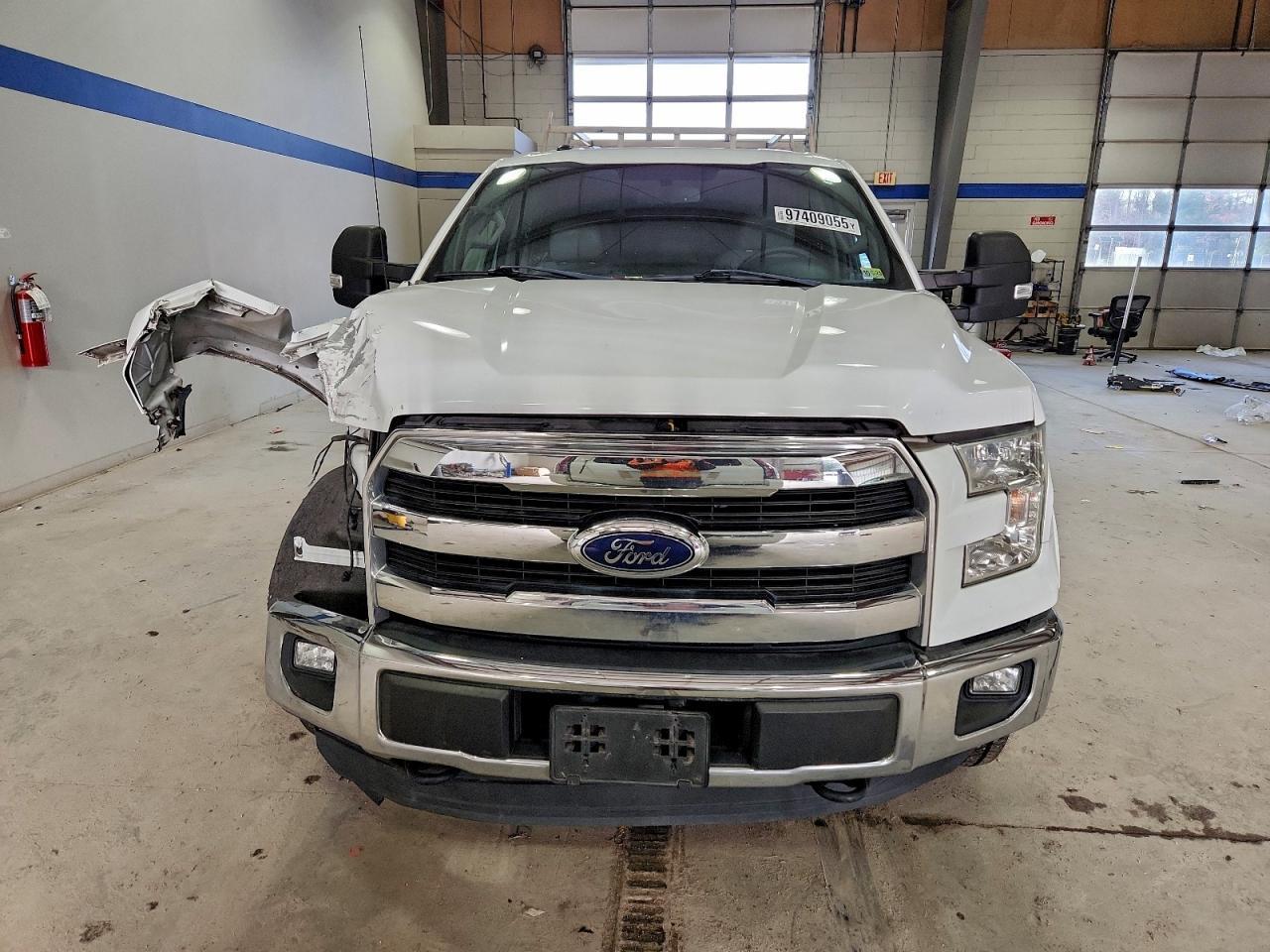 2015 Ford F150 Supercrew - Image 5