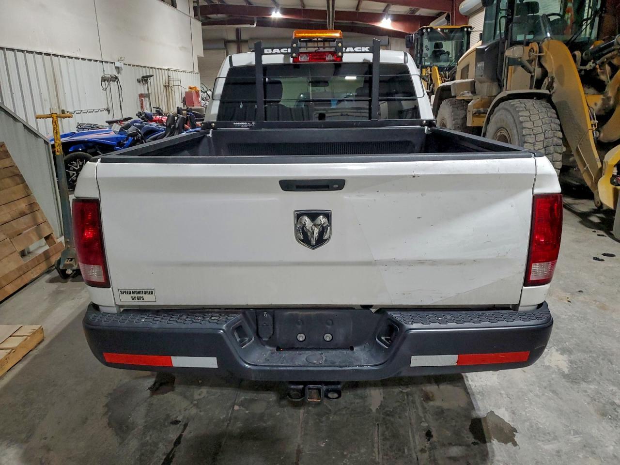 2023 Ram 1500 Classic Tradesman - Фото 6