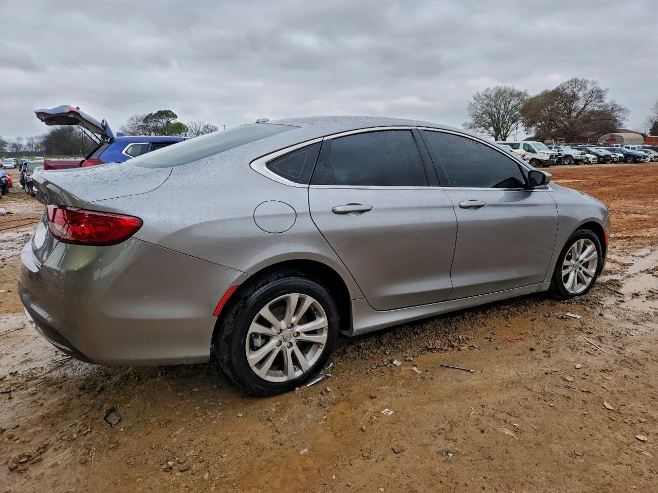 2016 Chrysler 200 Limited - Фото 3