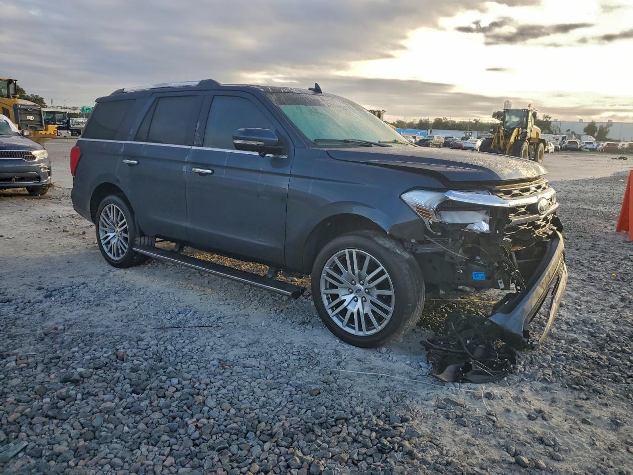 2023 Ford Expedition Limited - Image 4