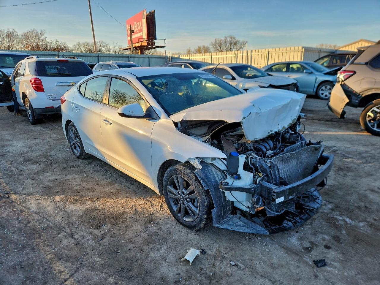 2017 Hyundai Elantra Se - Image 4