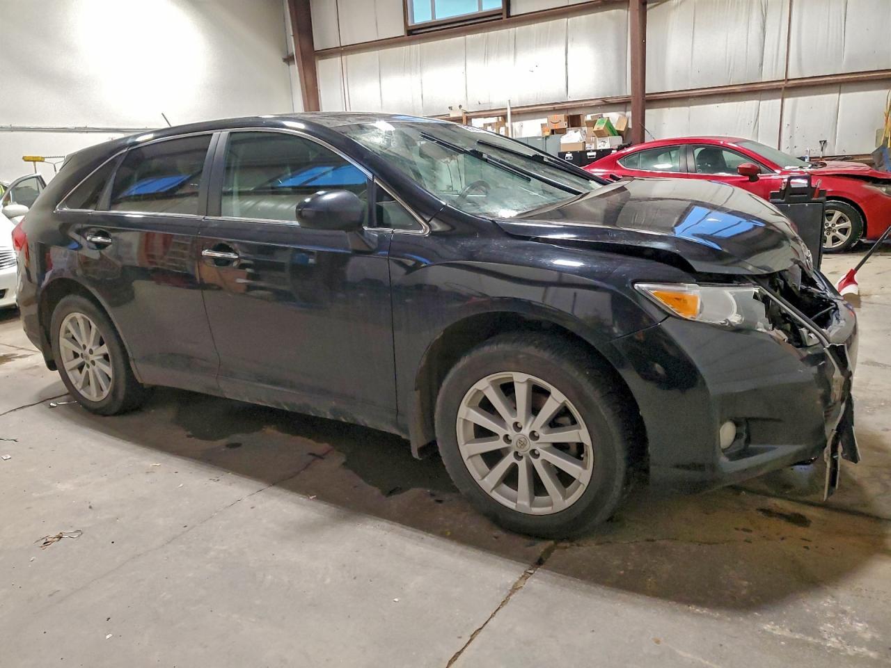 2012 Toyota Venza Le - Image 4