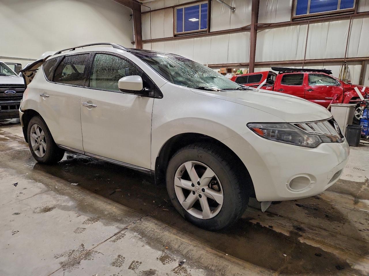 2010 Nissan Murano S - Фото 4