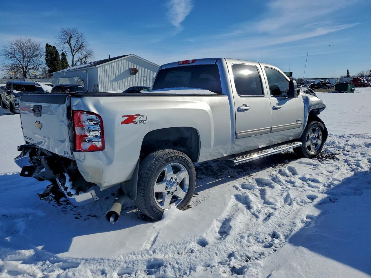 2012 Chevrolet Silverado K2500 Heavy Duty Ltz - Image 3