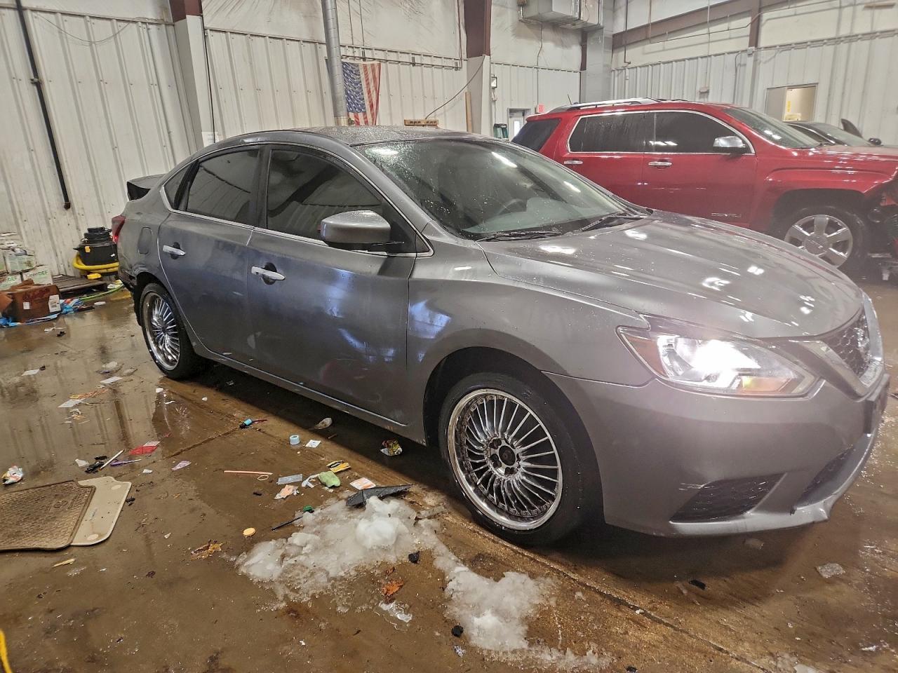 2019 Nissan Sentra S - Фото 4