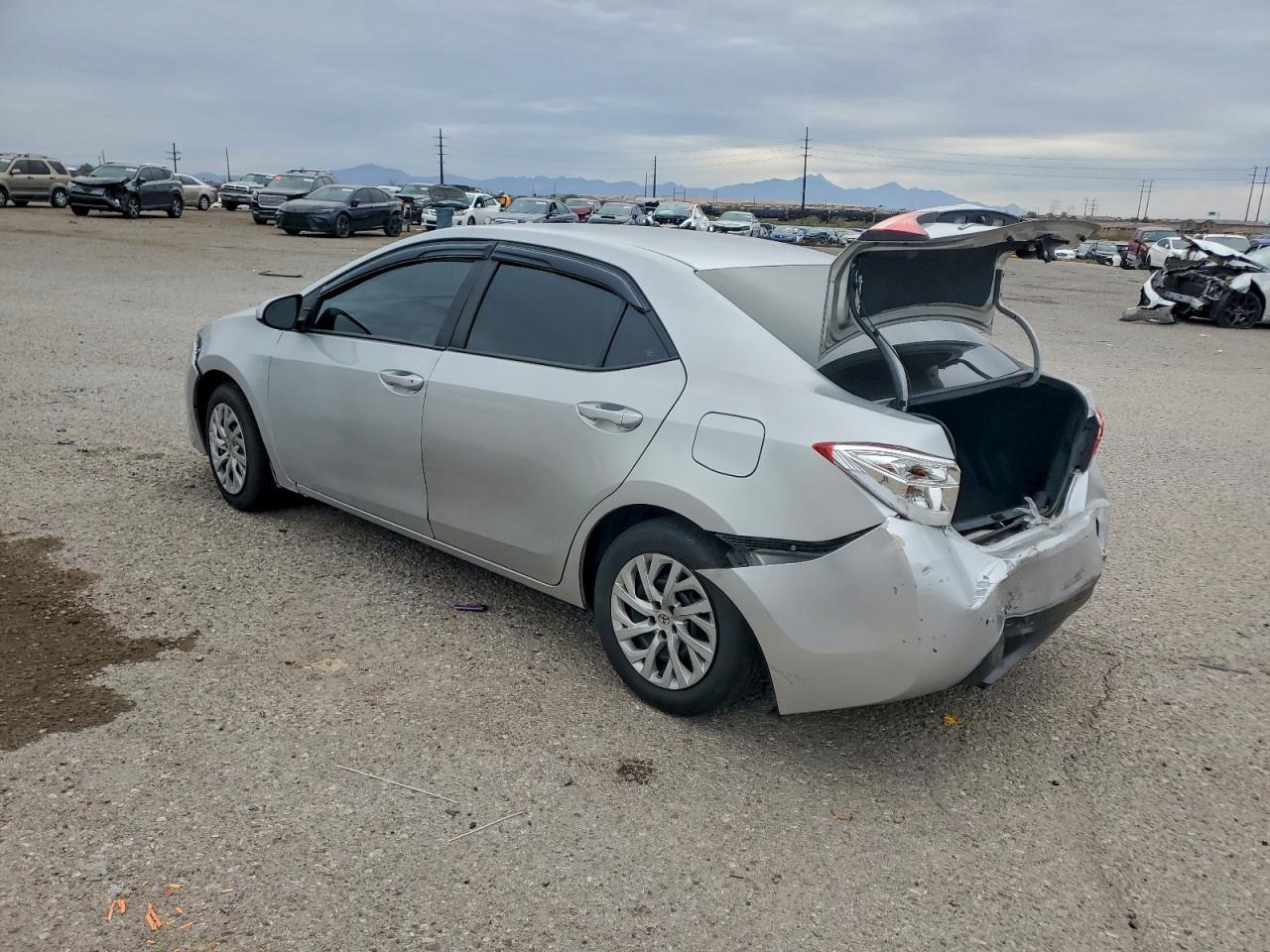 2018 Toyota Corolla L - Image 2