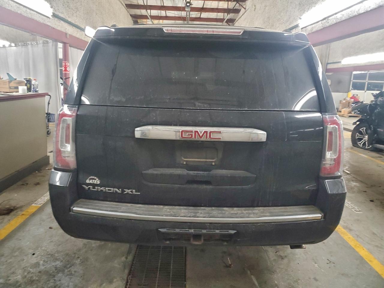 2016 GMC Yukon Xl Denali - Фото 6