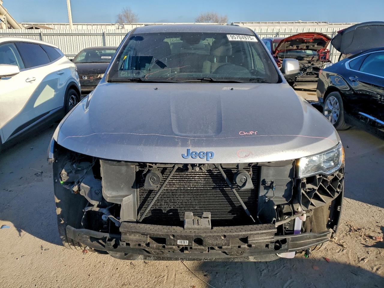 2019 Jeep Grand Cherokee Laredo - Image 5