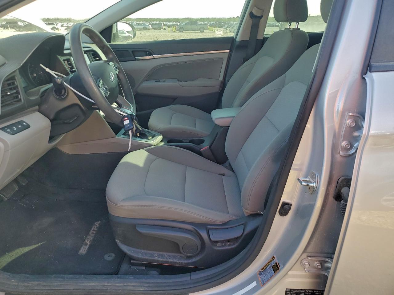 2020 Hyundai Elantra Sel - Фото 7