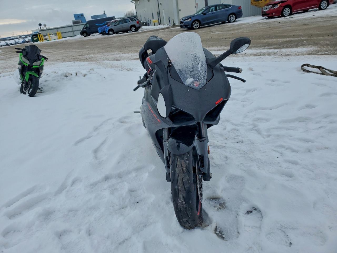 2024 Ducati Panigale V2 - Image 2