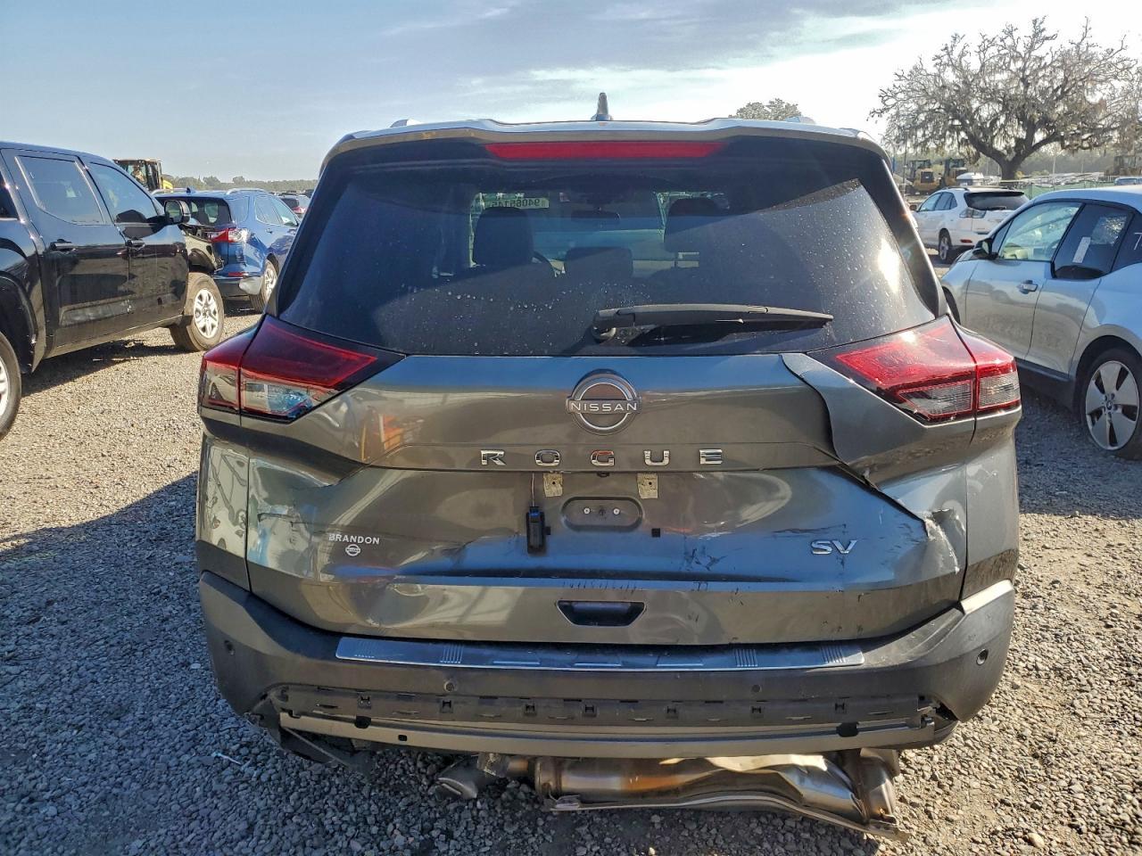 2023 Nissan Rogue Sv - Image 6