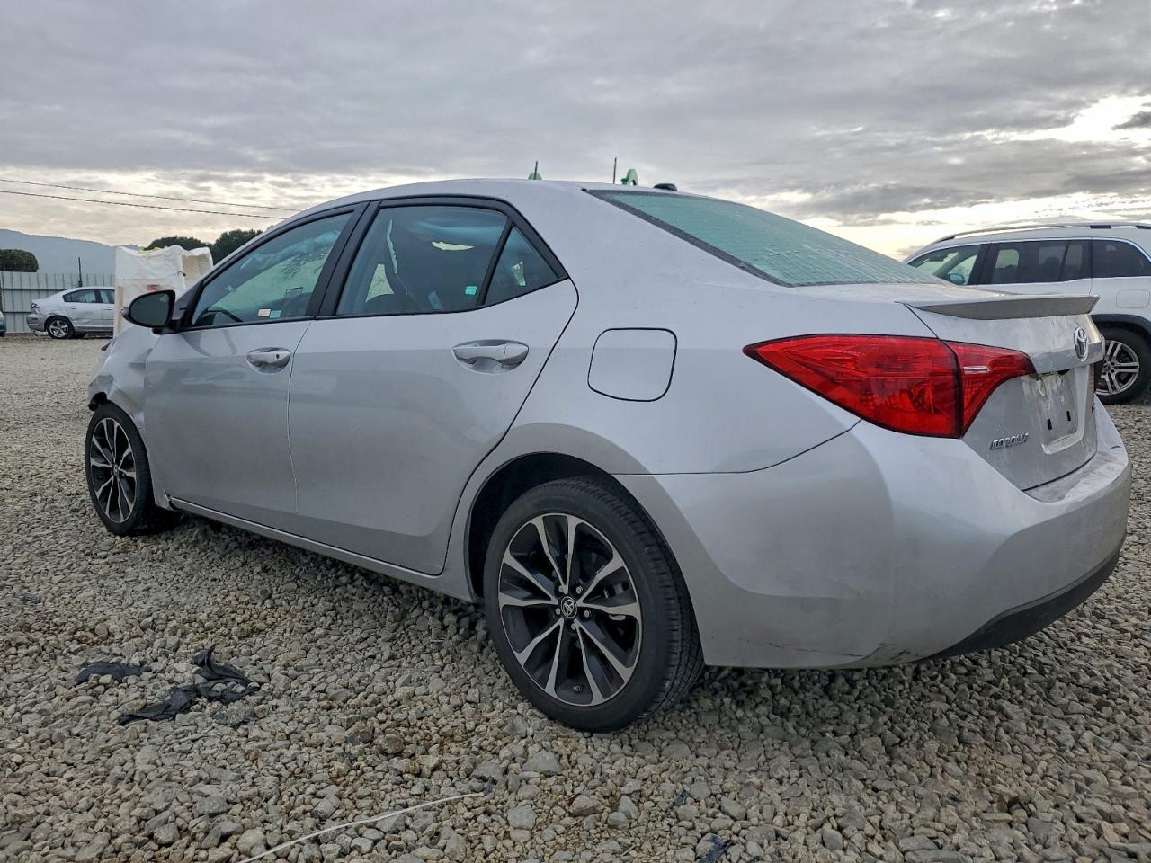 2018 Toyota Corolla L - Фото 2