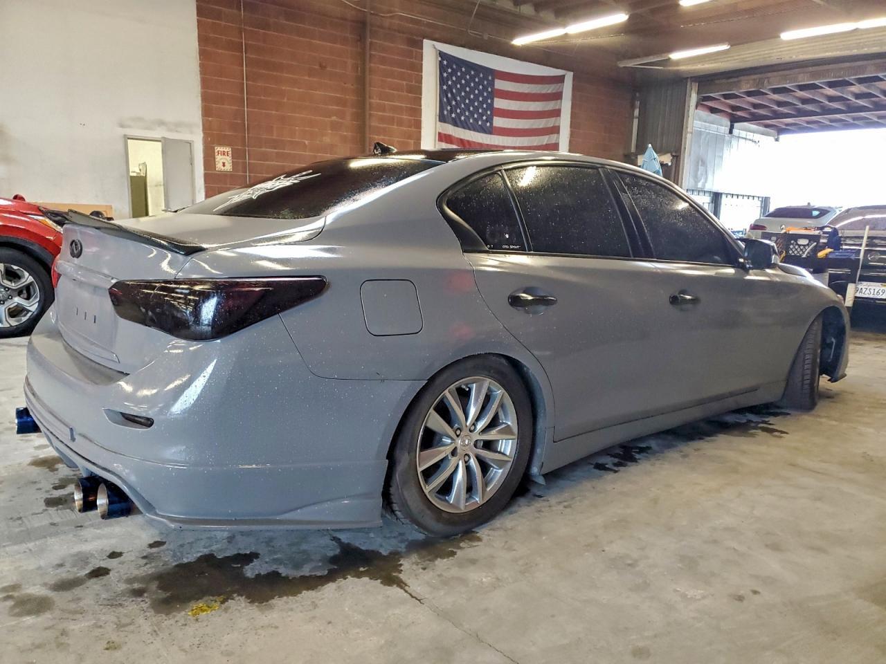 2017 Infiniti Q50 Premium - Фото 3