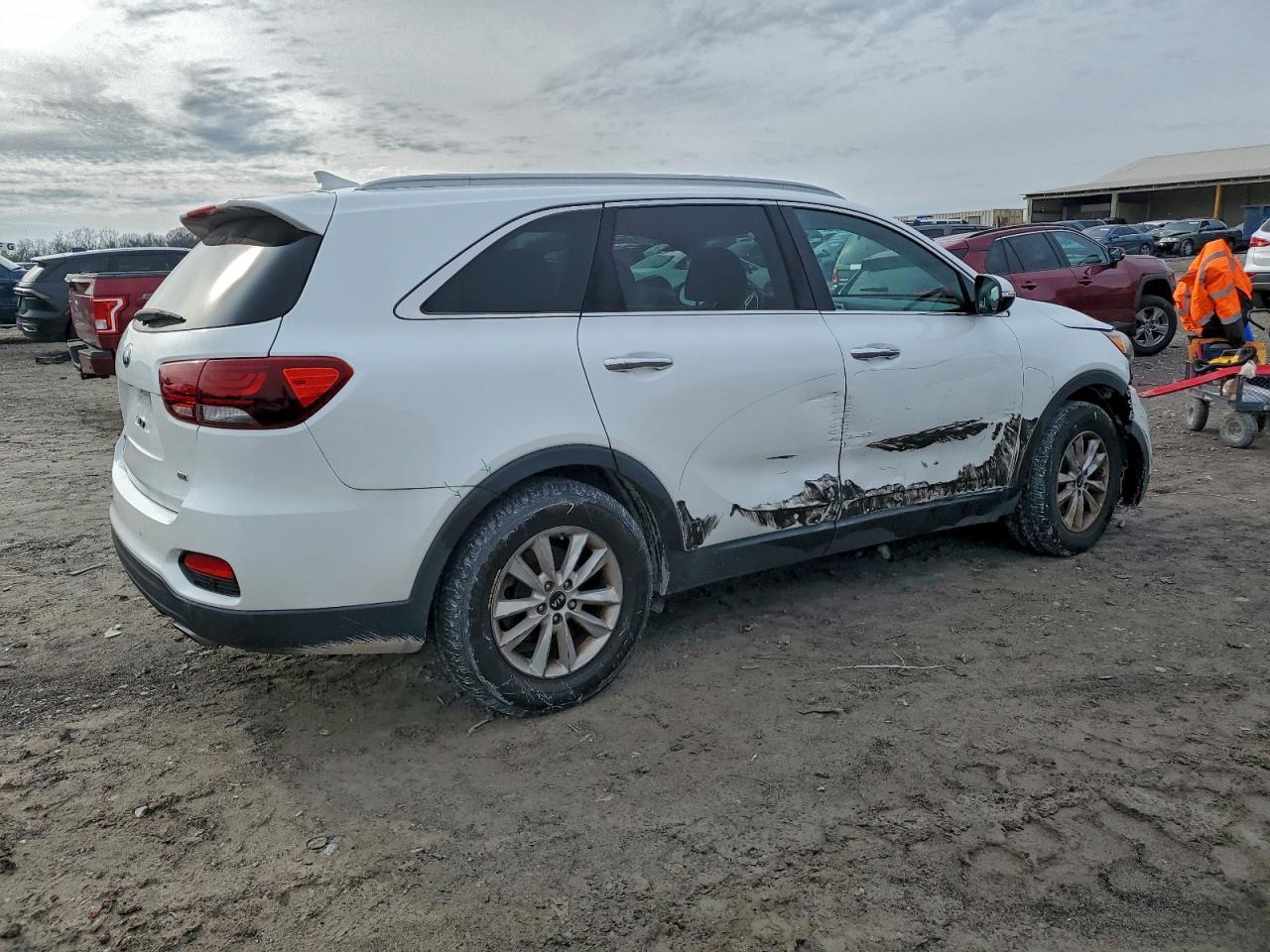 2019 Kia Sorento L - Фото 3