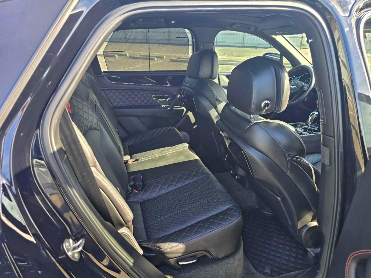 2017 Bentley Bentayga - Фото 6