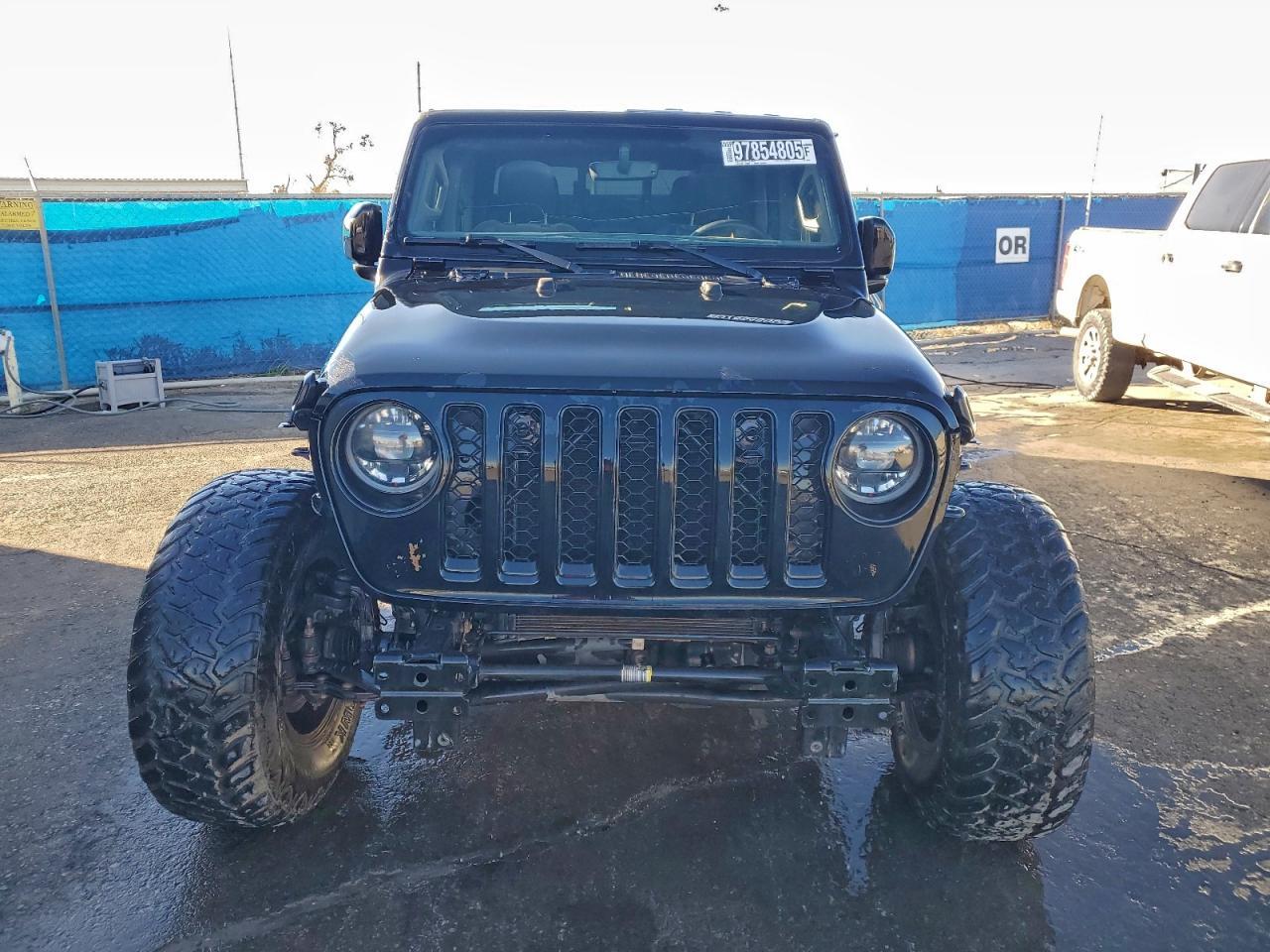 2023 Jeep Gladiator Overland - Image 5