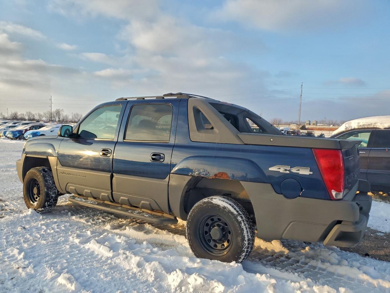 2002 Chevrolet Avalanche K2500 - Фото 2