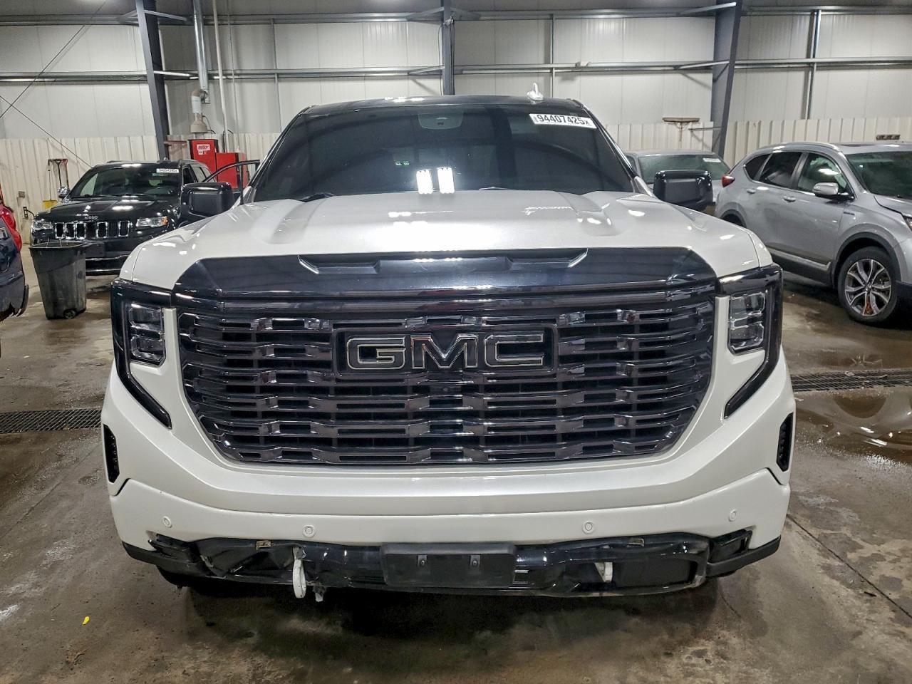 2023 GMC Sierra K1500 Denali Ultimate - Image 5