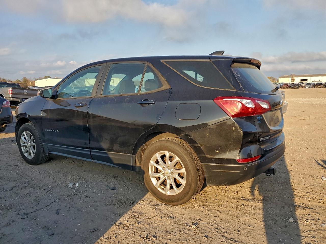 2020 Chevrolet Equinox - Фото 2