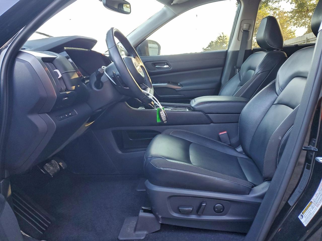 2022 Nissan Pathfinder Sl - Фото 7