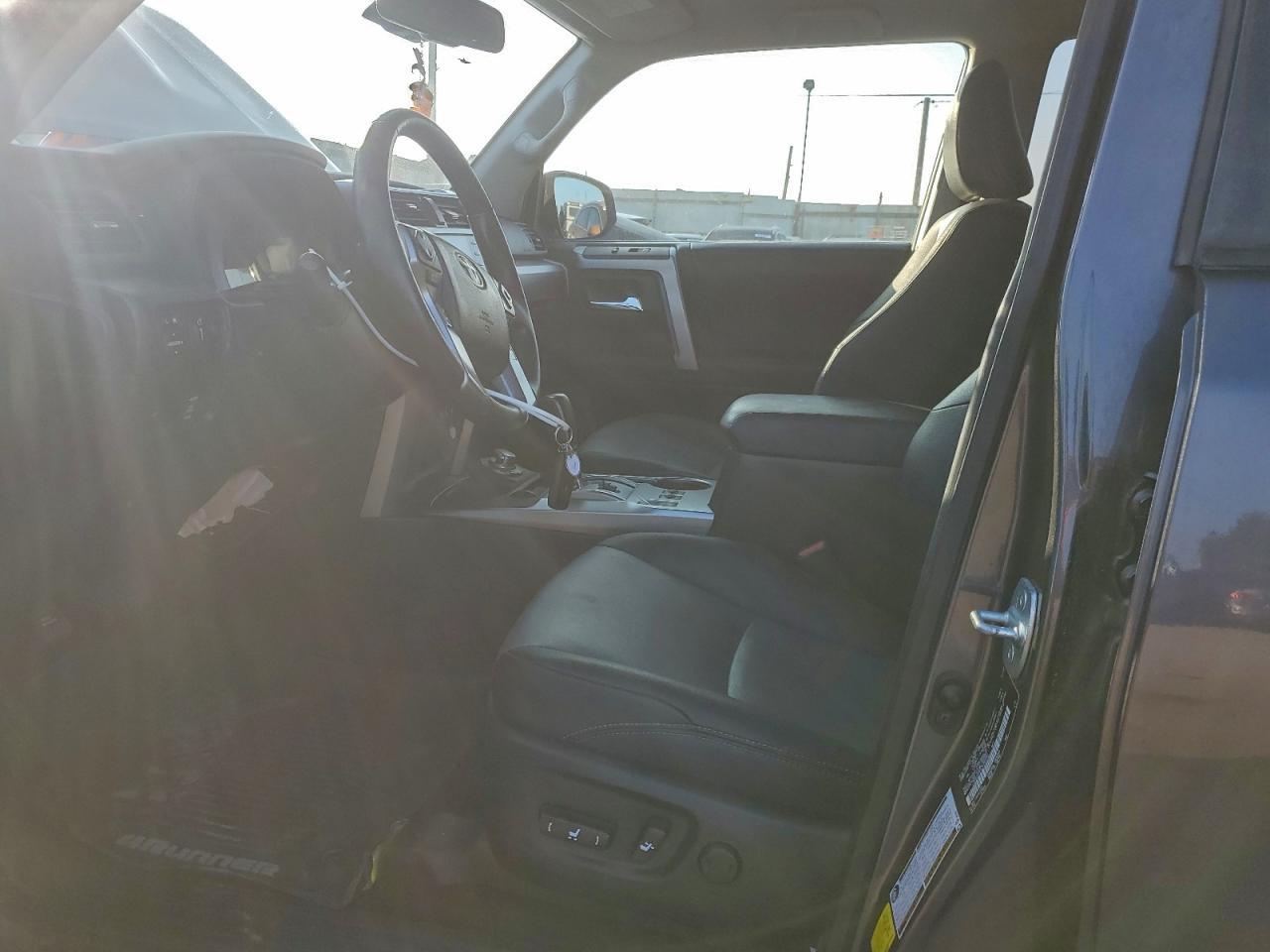 2020 Toyota 4Runner Sr5/Sr5 Premium - Image 7