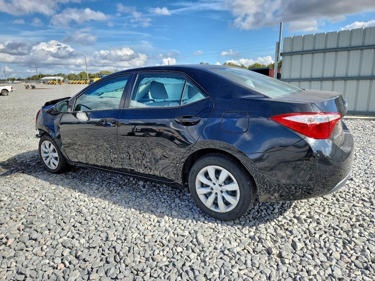 2016 Toyota Corolla L - Фото 2